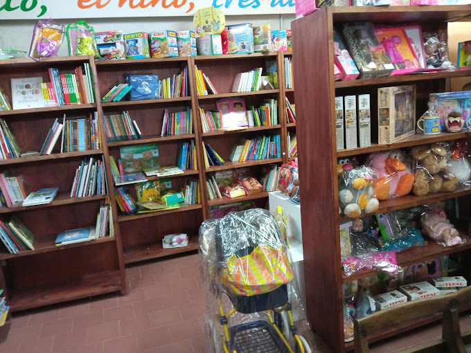Librería Santanillas y Galería de Arte aLfaRa