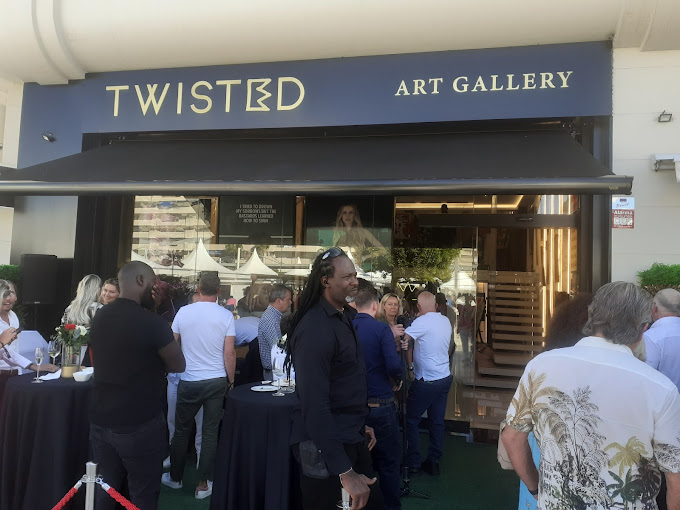 Twisted Art Gallery