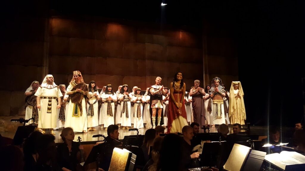 AUDITORIO MARTÍN RECUERDA