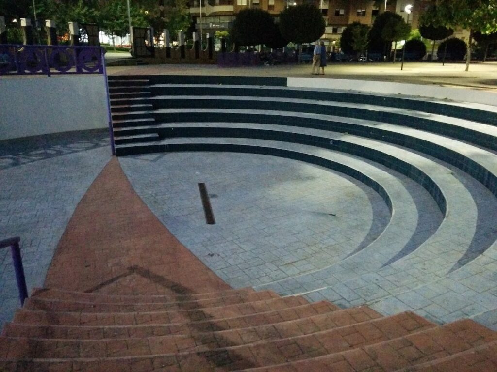 Anfiteatro del Maestro Manuel Vilchez Martínez