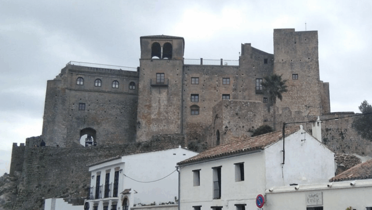 Castillo de Castellar de la Frontera