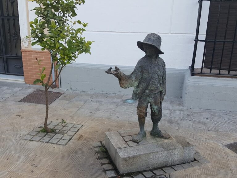 El Niño y el Agua (Moguer EScultura)