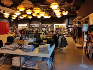 Fifty Outlet