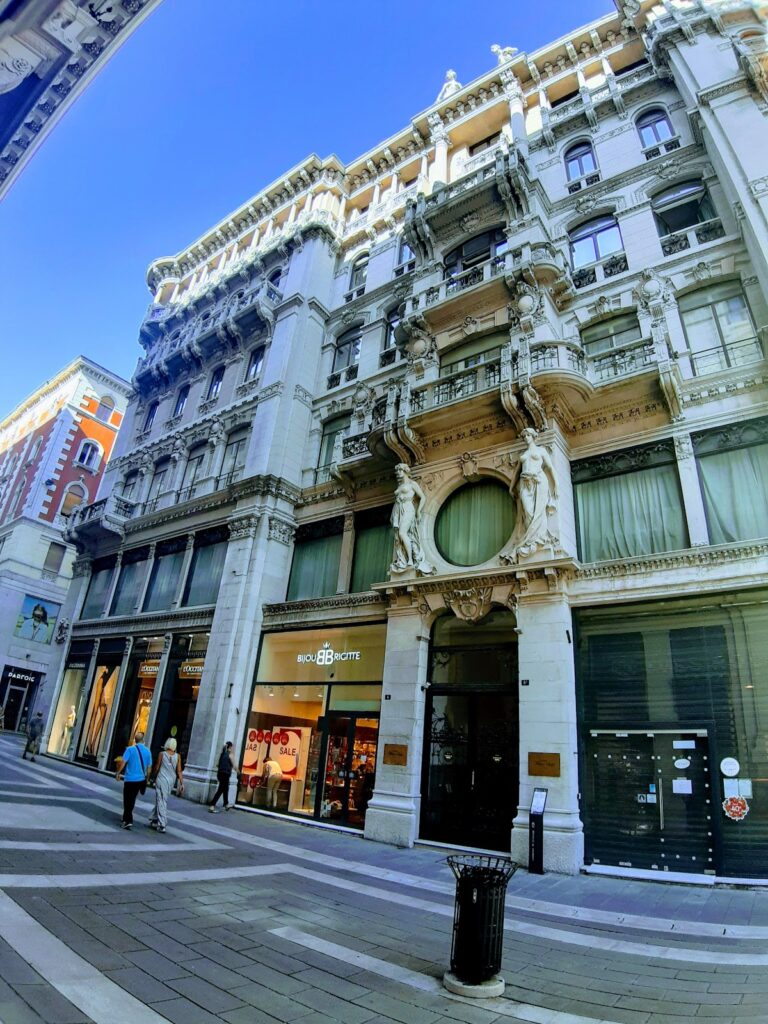 Galería Trieste
