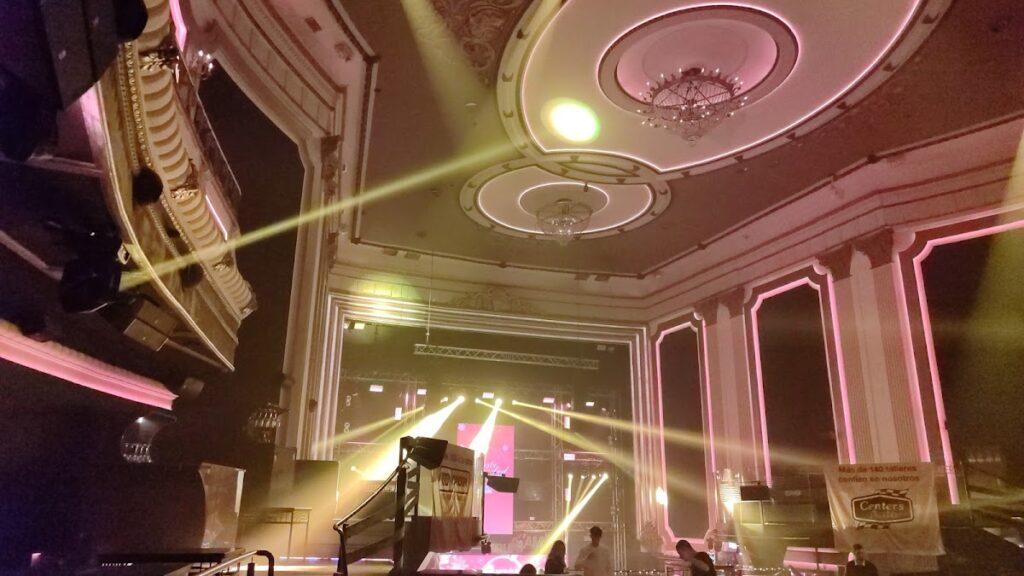 Granada 10 Teatro Musical