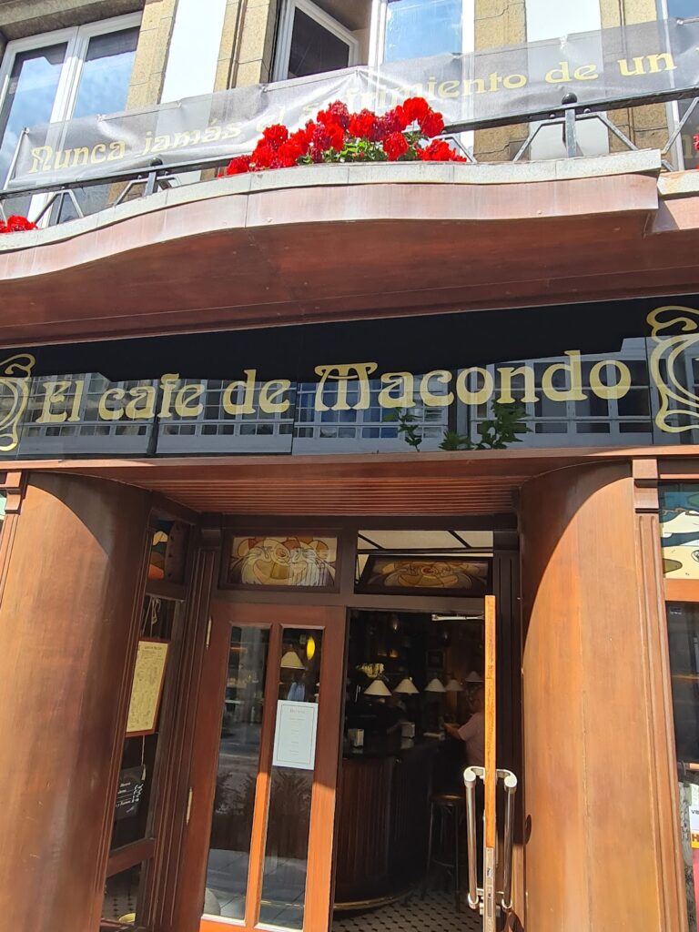 MACONDO café