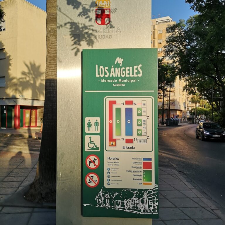 Mercado De Los Angeles-Al