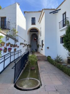Mondragon Palace