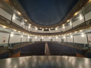 Teatro Municipal Enrique de la Cuadra