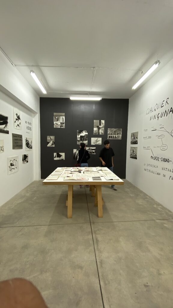 Tiro Al Blanco Art Gallery