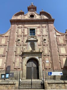 Biblioteca Niveiro Alfar El Carmen