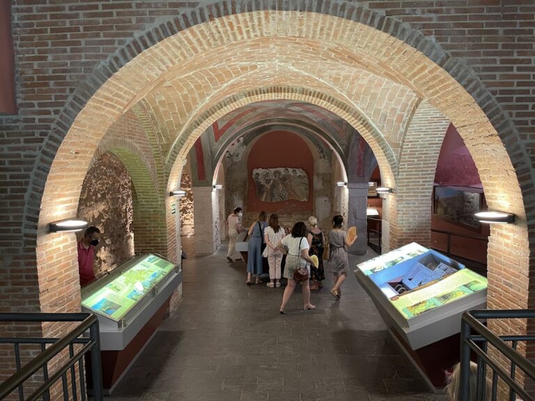 CIAVIN (Centro de Interpretación de la Arquitectura del Vino)