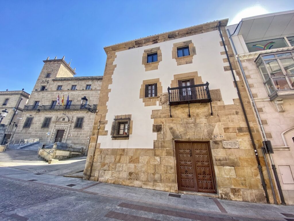 Casona de los Salvadores