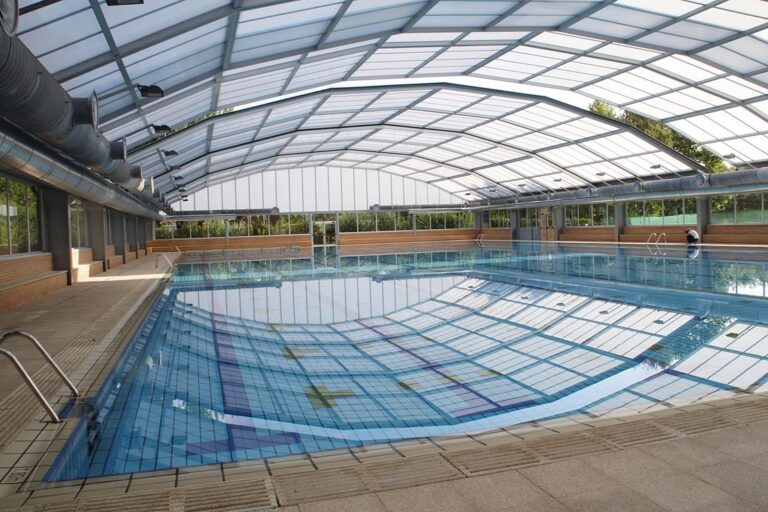 Garrido municipal swimming pool