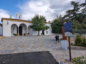 Iglesia de la Virgen del Robledo