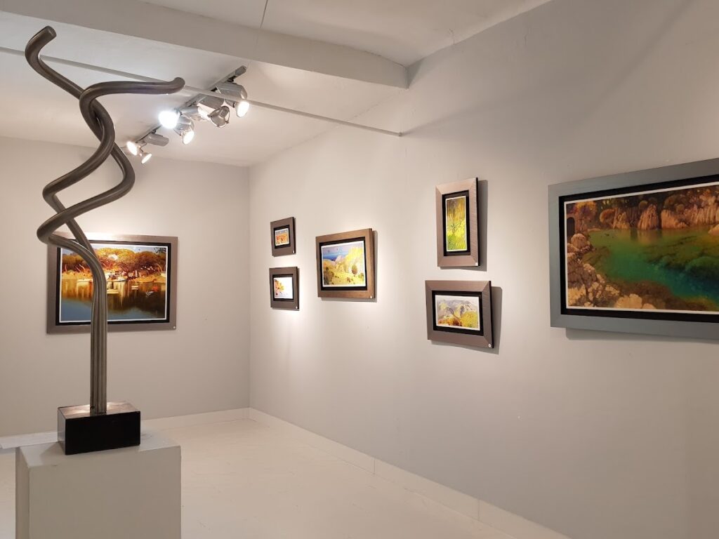 Javier Roman gallery