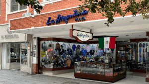 La Argentina Plaza