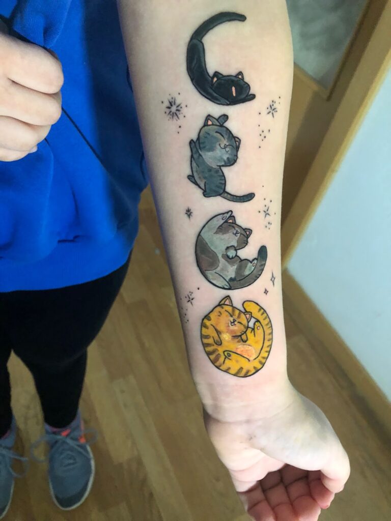 MOI MARTOS THE SHOW MAN