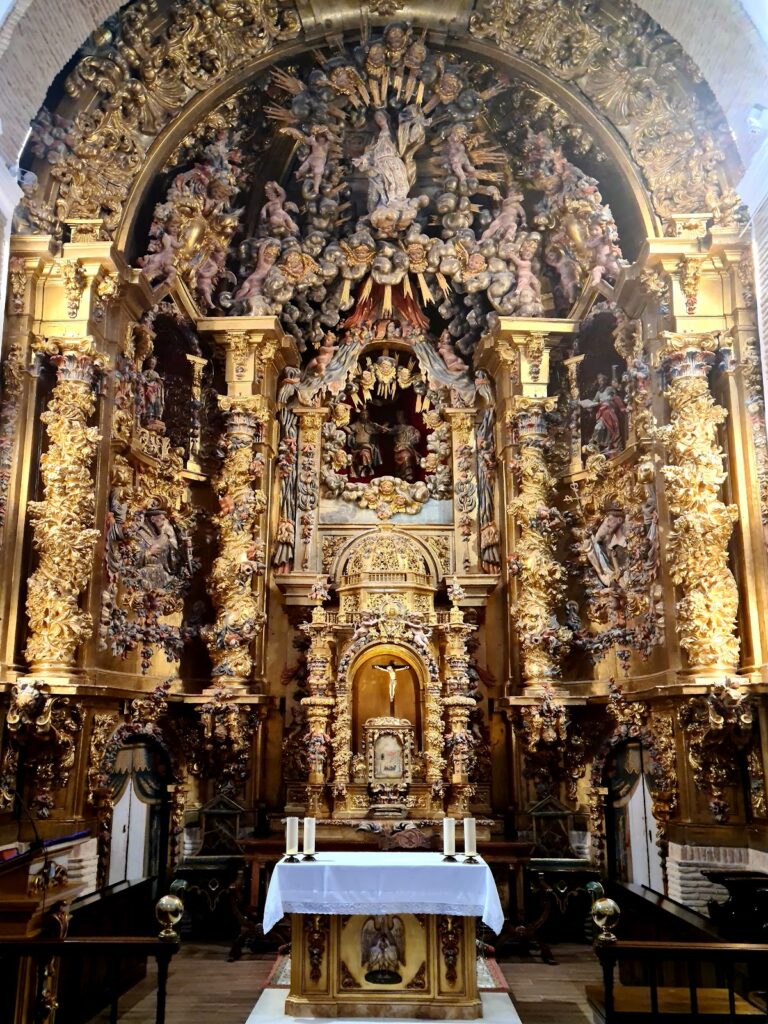 Monasterio de Santa Cruz (Monjas Benedictinas)