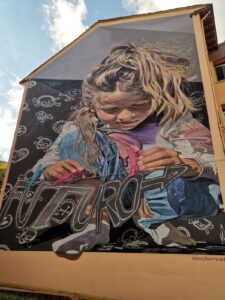 Mural «Futuro» by Dadospuntocero