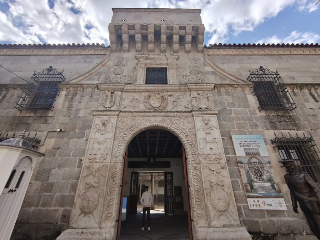 Museo del Cuerpo de Intendencia. Palacio de Polentinos