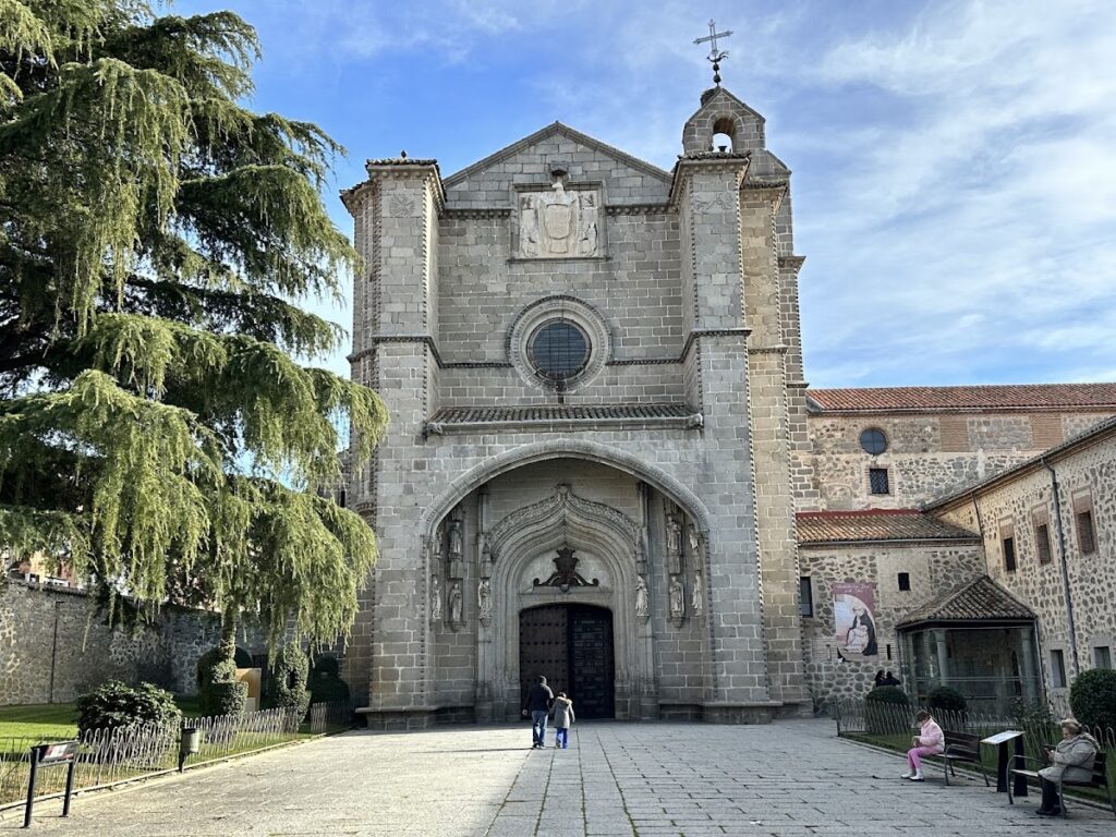 Royal Monastery of Santo Tomás