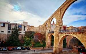 Aqueduct of Los Arcos