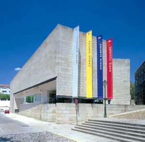 Centro de Arte y Exposiciones