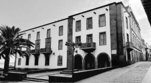 Escuela de Arte Luján Pérez