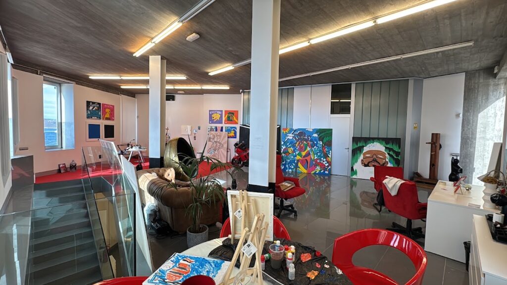 Muro Marrero Art Gallery