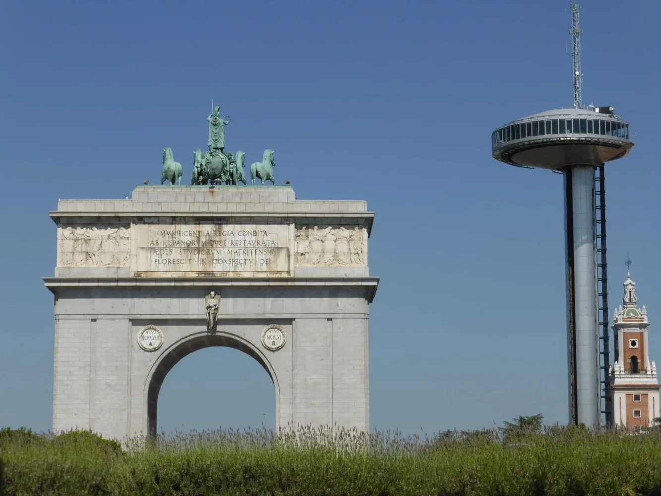 Escena artística en Moncloa