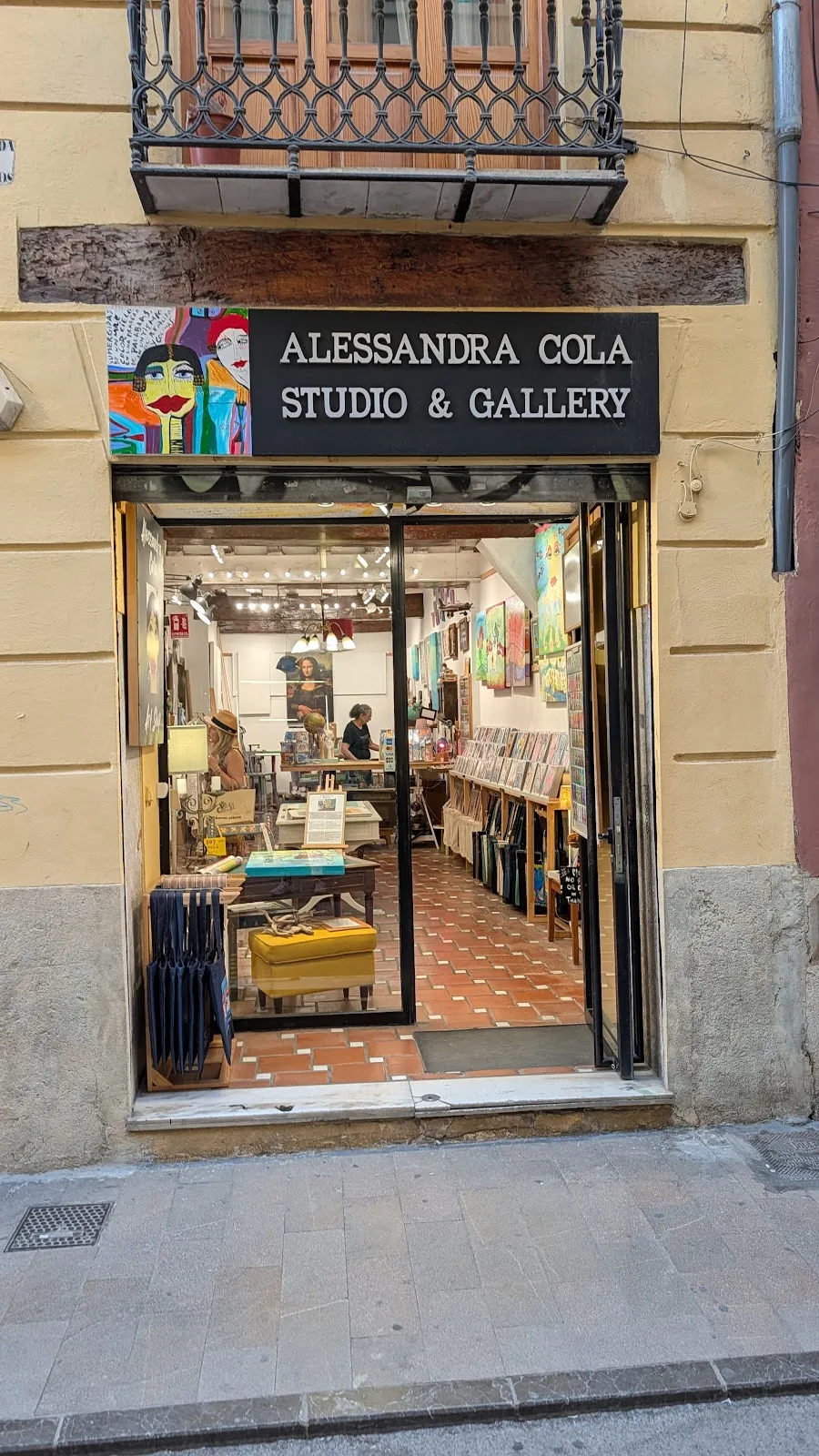 Alessandra Cola Art Studio & Gallery