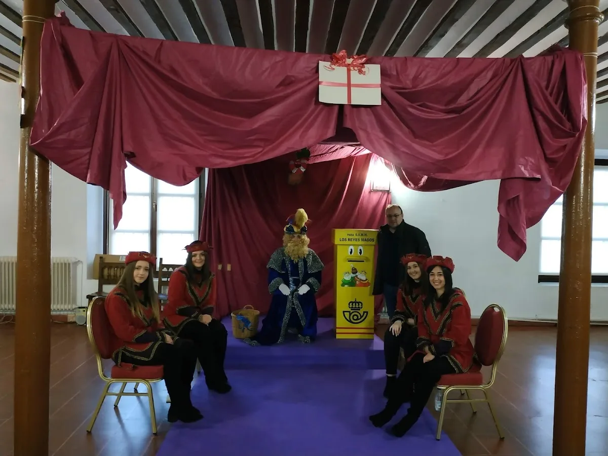 Casa de la Cultura de Las Pedroñeras / Biblioteca Municipal