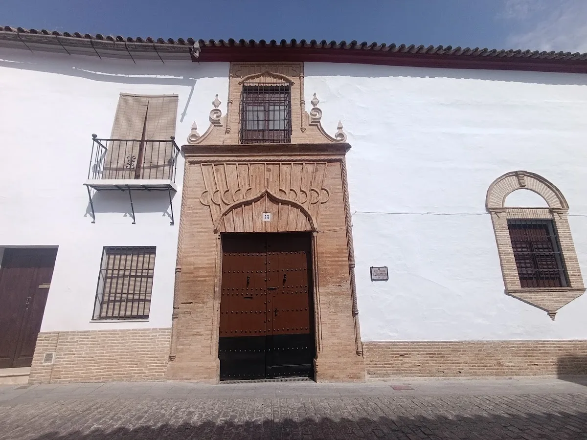 Casa-Palacio de los Castrillos