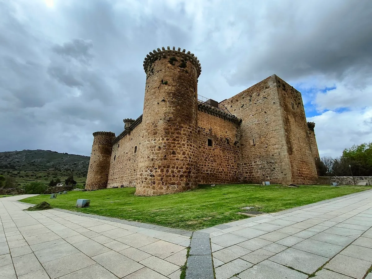 Castillo de Valdecorneja