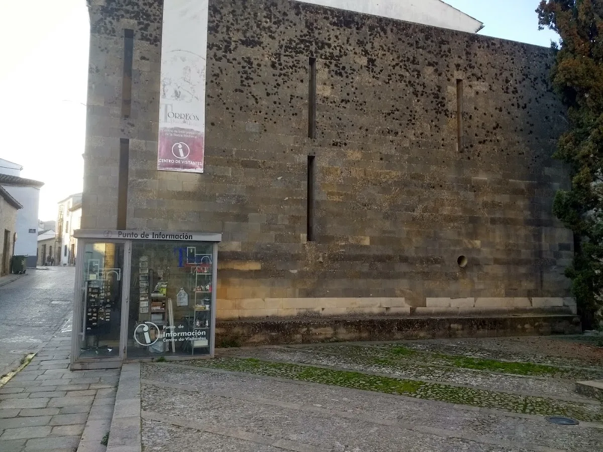 Centro Interpretación de la Baeza Medieval "Torreón Puerta De Úbeda"