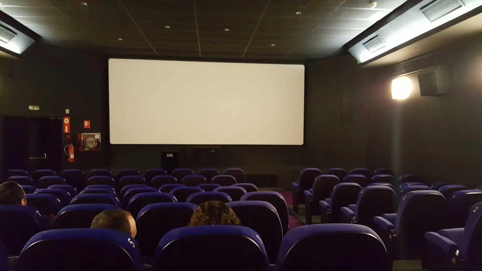 Cines Trueba