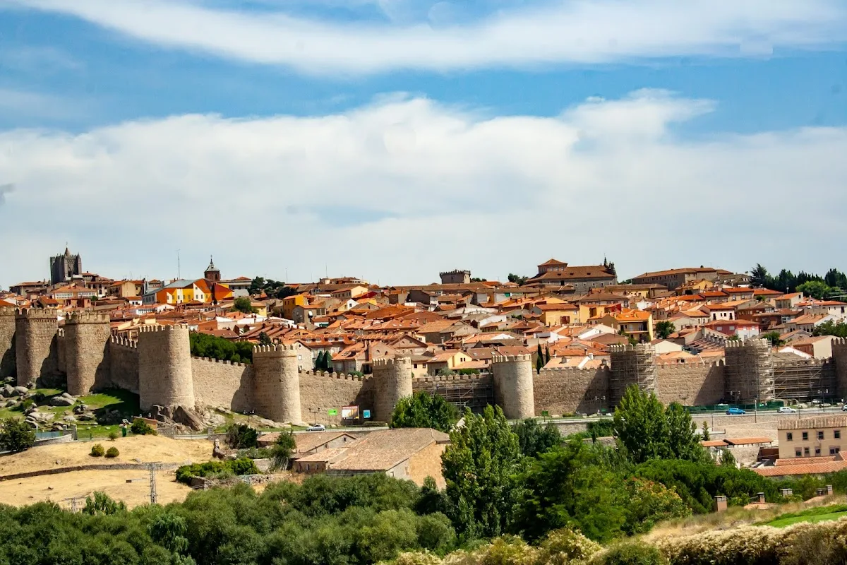 Ciudad vieja de Ávila e iglesias extramuros