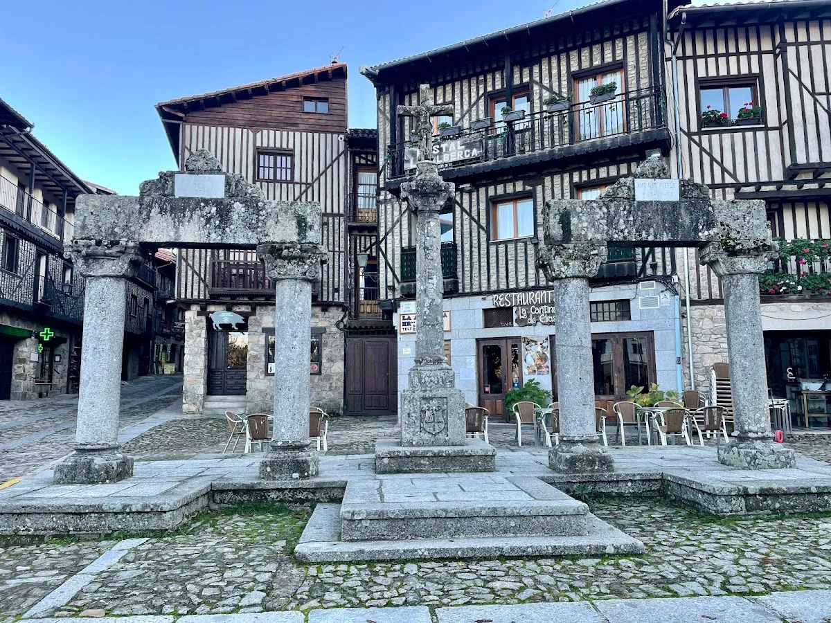 Cruceiro de Plaza de San Antonio