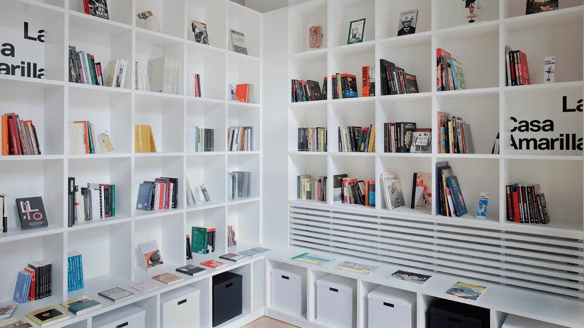 Galería Librería La Casa Amarilla