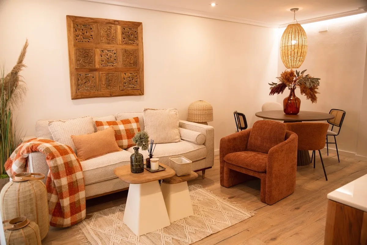 Gran Teatro Falla Suite by Apartmentsincadiz
