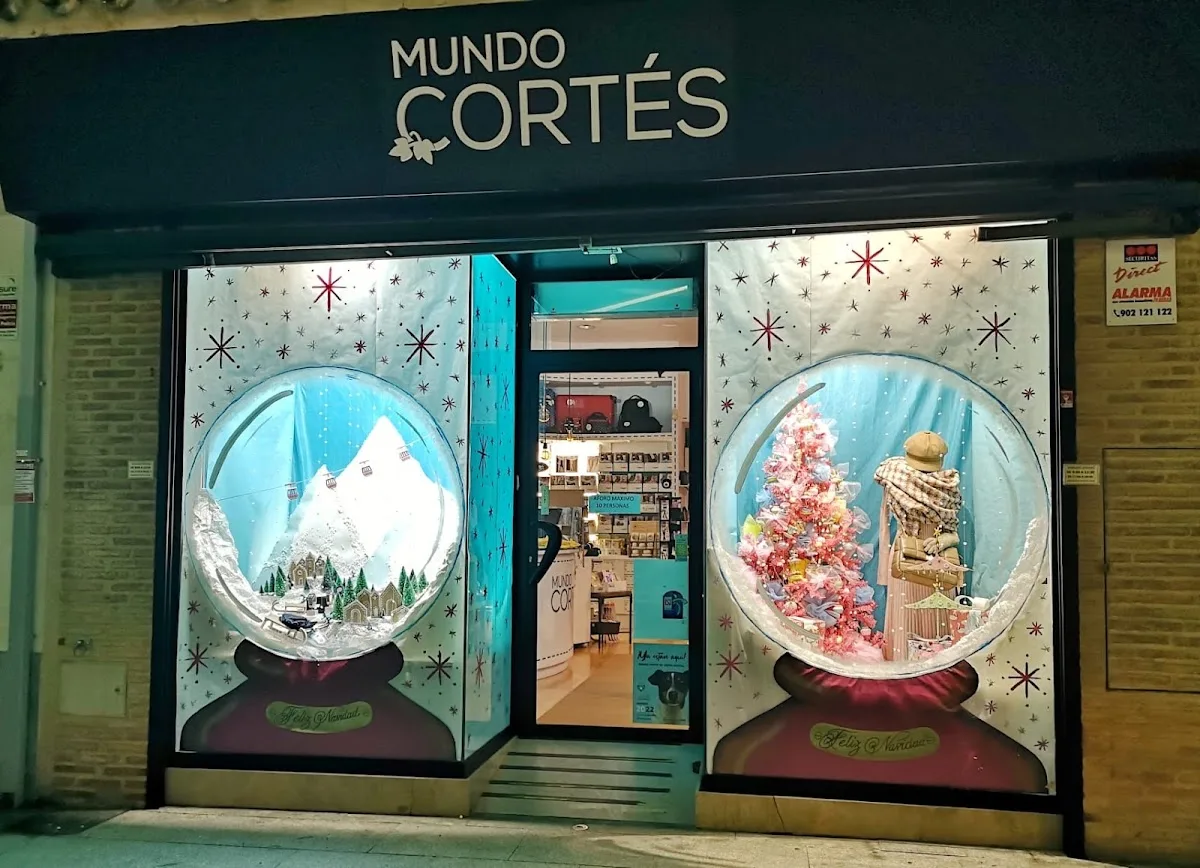 MUNDO CORTÉS.