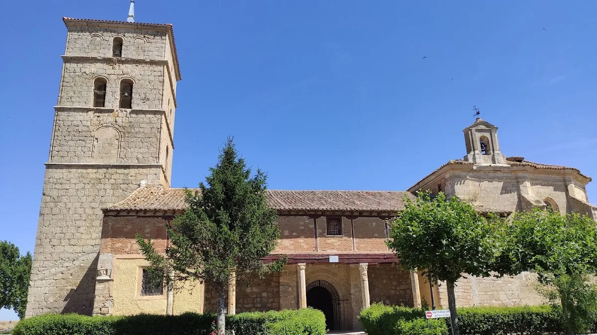 Portada Románica de la Iglesia Mazariegos
