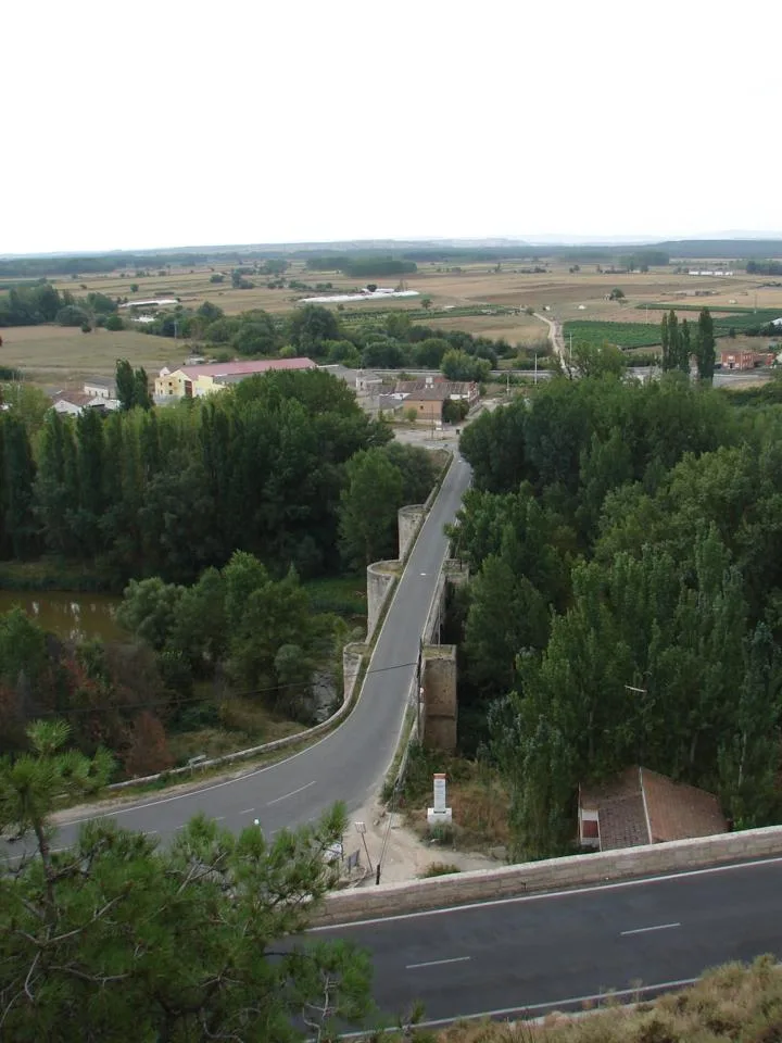 Puente medieval de Roa de Duero