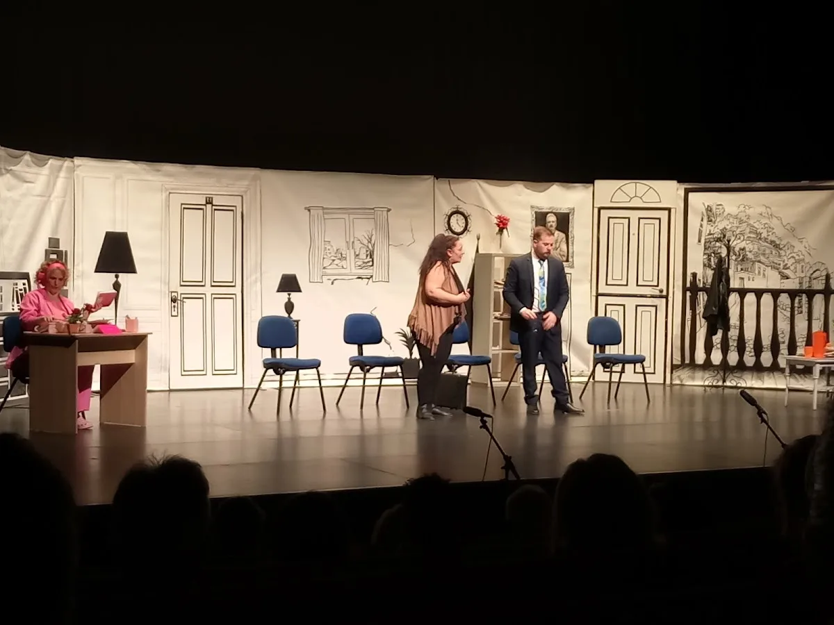 Teatro Municipal "Maestro Alonso"