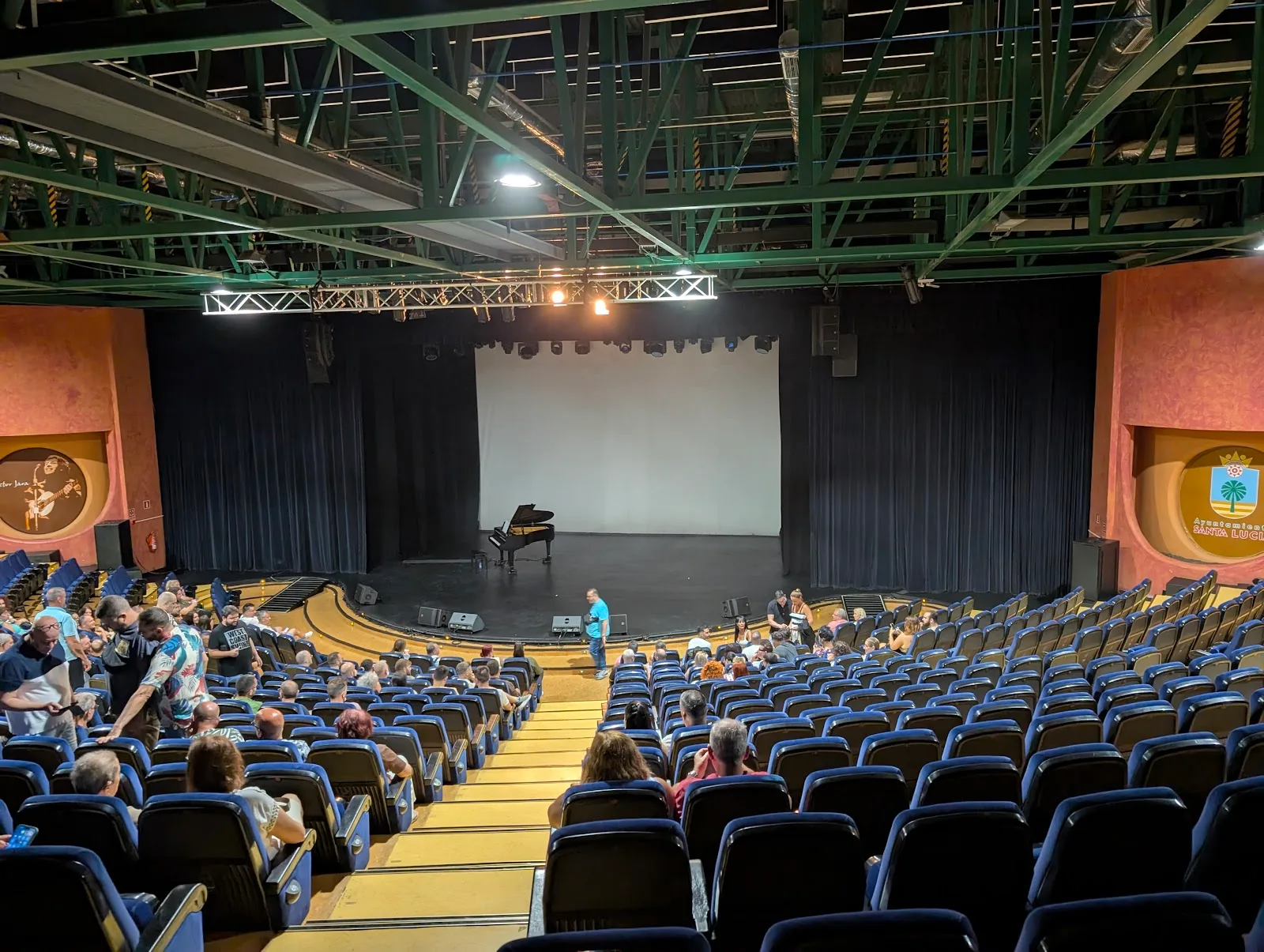 Teatro Víctor Jara