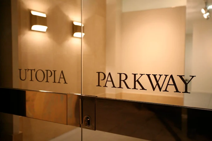 Galería Utopia Parkway