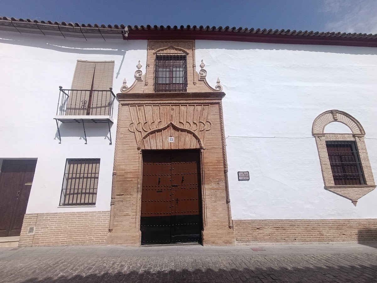 Casa-Palacio de los Castrillos