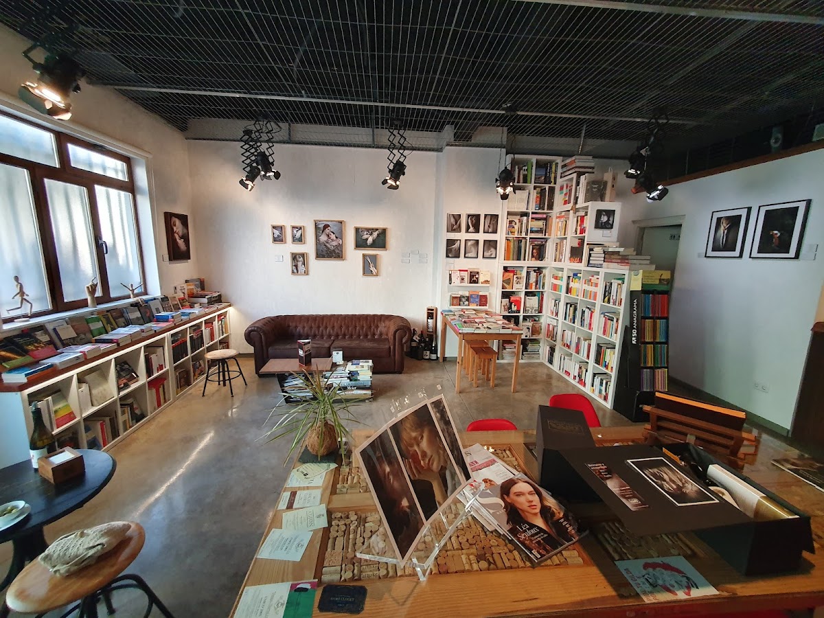 Escalopendra Books