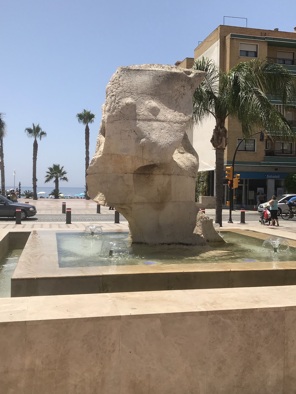 Escultura Plaza de Al-Andalus